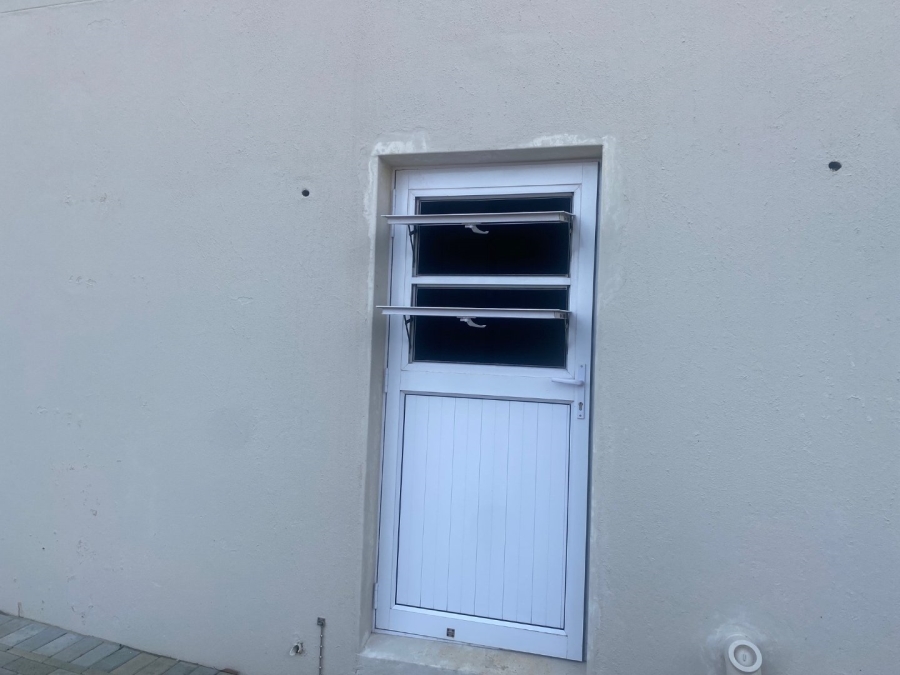 4 Bedroom Property for Sale in Spanish Farm Western Cape